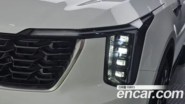Kia Sorento 2025 — Şəkil 4/33