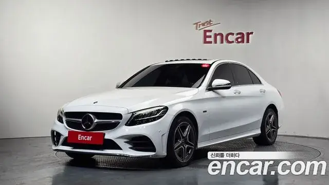 Mercedes-Benz C-Class 2020 — Фото 1/20