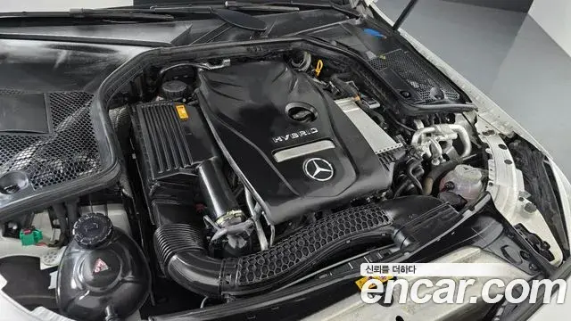 Mercedes-Benz C-Class 2020 — Фото 6/20