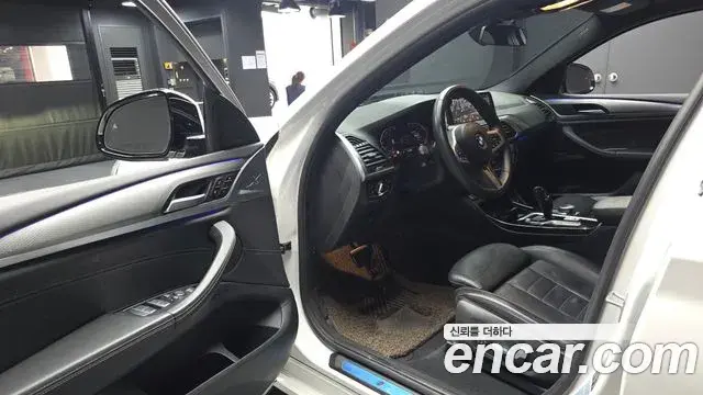 BMW X4 2020 — Photo 19/20