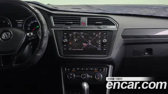 Volkswagen Tiguan 2020 — ფოტო 2/30