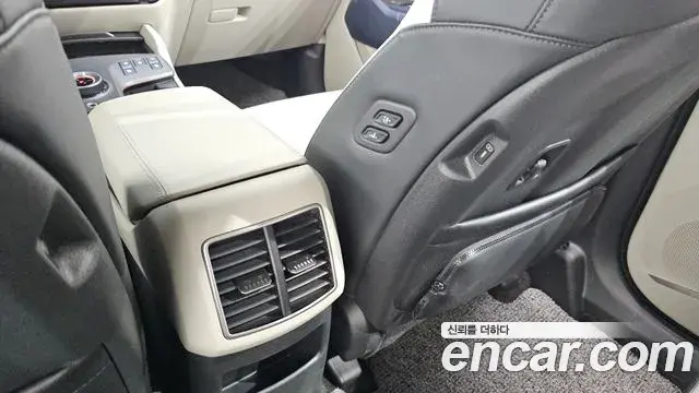 Kia Sportage 2025 — ფოტო 25/32