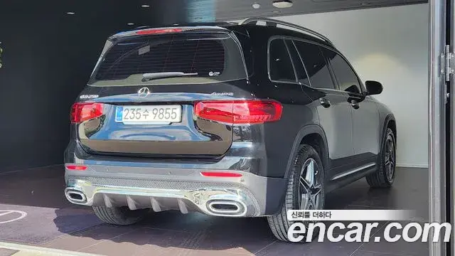 Mercedes-Benz GLB-Class 2025 — Şəkil 17/18