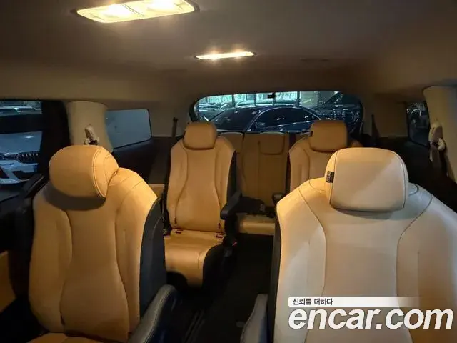 Kia Carnival 2021 — Фото 14/20