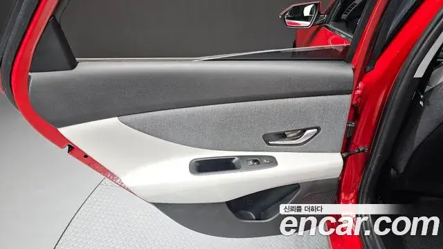 Hyundai The New Avante Hybrid 2020 — Photo 6/30