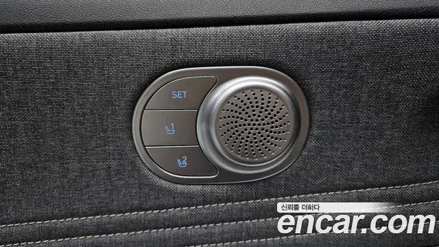Hyundai The New Avante Hybrid 2020 — Photo 8/30