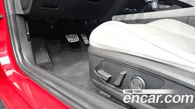 Hyundai The New Avante Hybrid 2020 — Photo 11/30