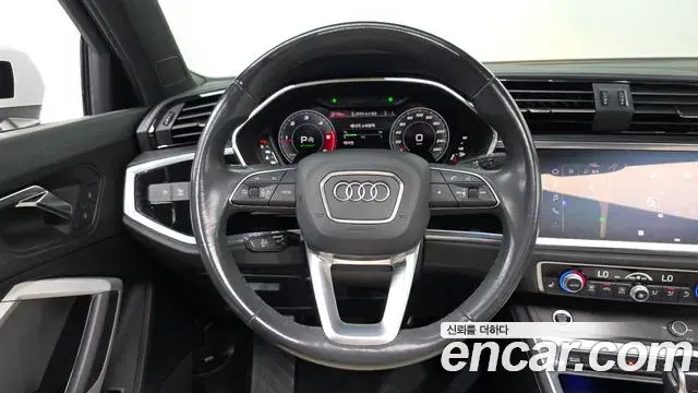 Audi Q3 2023 — Фото 13/20