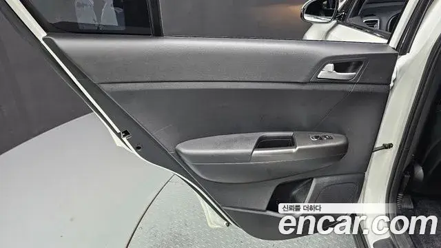 Kia Sportage The Bold 2019 — Şəkil 21/33
