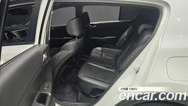 Kia Sportage The Bold 2019 — Şəkil 9/33