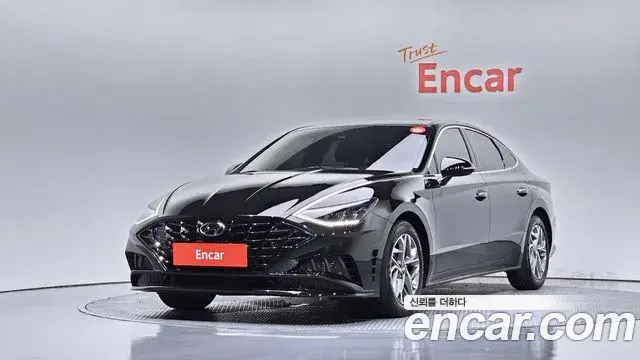 Hyundai Sonata 2022 — Фото 1/20