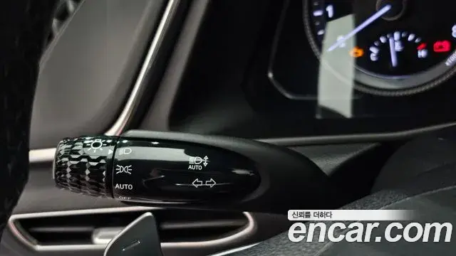 Hyundai Sonata Hybrid 2022 — Şəkil 34/36