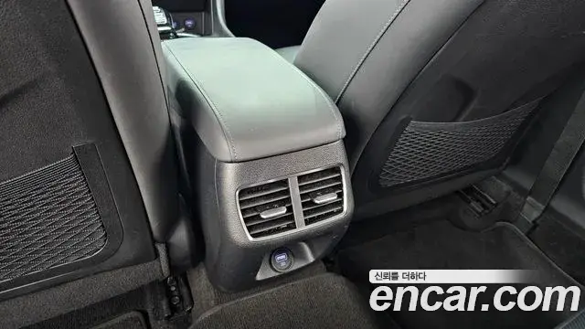 Hyundai Sonata Hybrid 2022 — Şəkil 25/36