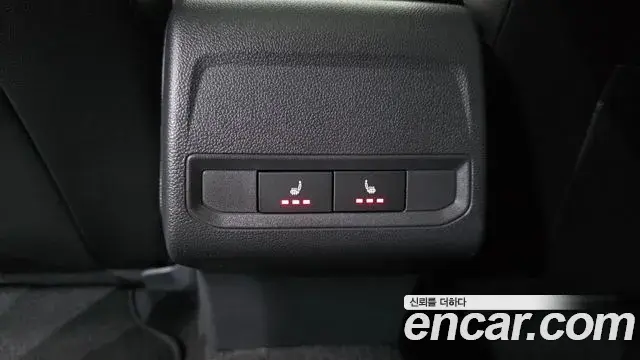 Volkswagen Jetta 2022 — Şəkil 9/32