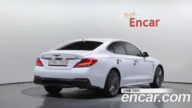 Genesis G70 2018 — ფოტო 29/30