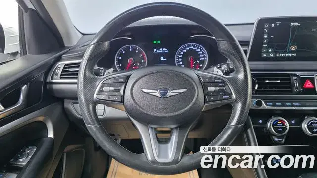 Genesis G70 2018 — ფოტო 18/30