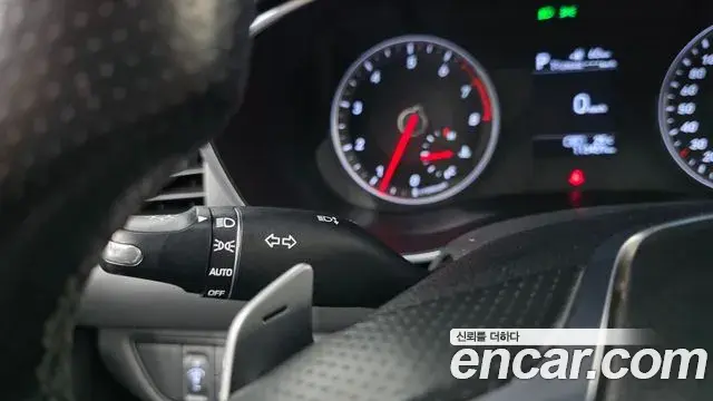 Genesis G70 2018 — ფოტო 24/30