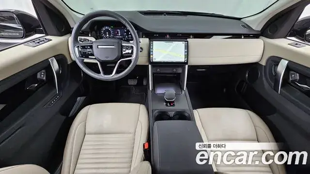 Land Rover Discovery Sport 2024 — Фото 7/20