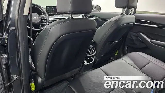 Kia Seltos 2022 — Photo 10/30