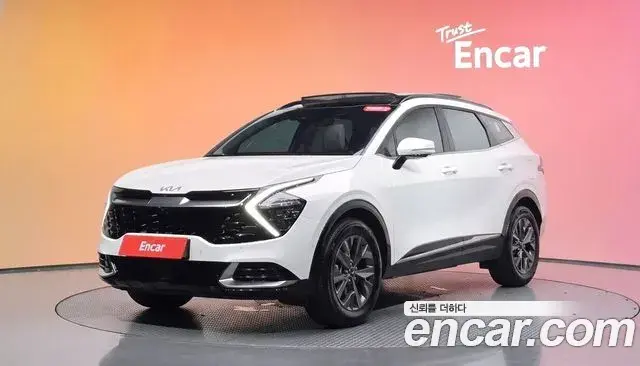 Kia Sportage 2024 — Фото 1/20