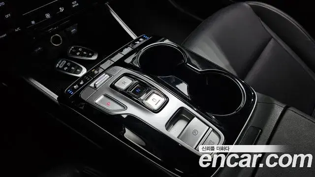Hyundai The New Tucson 2022 — Фото 9/20