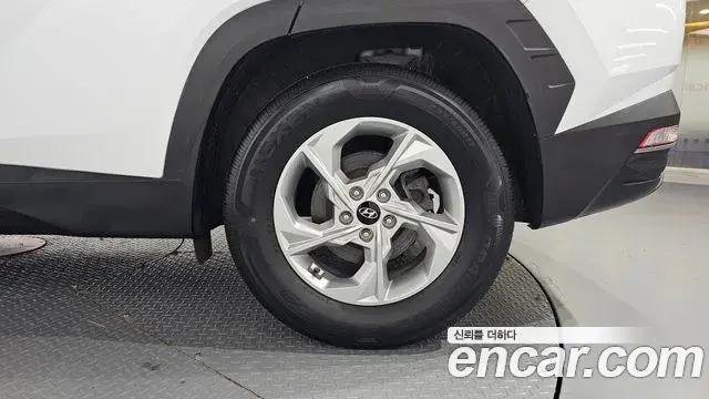 Hyundai Tucson Hybrid 2022 — Photo 3/30