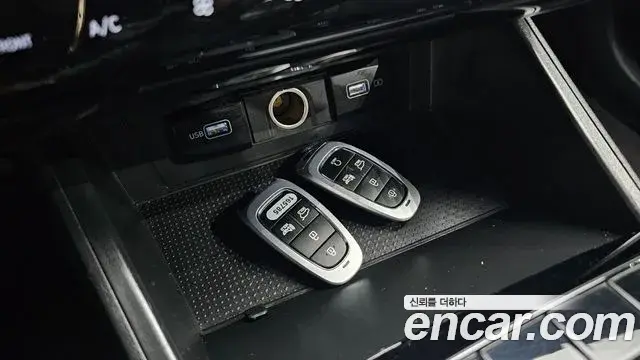 Hyundai Tucson Hybrid 2022 — Photo 29/30