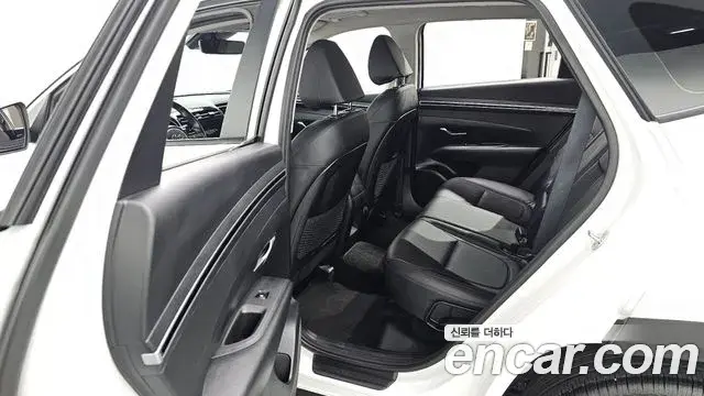 Hyundai Tucson Hybrid 2022 — Photo 19/30