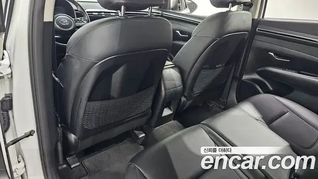 Hyundai Tucson Hybrid 2022 — Photo 25/30