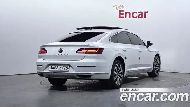 Volkswagen Arteon 2019 — Şəkil 8/33
