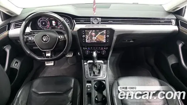Volkswagen Arteon 2019 — Şəkil 15/33