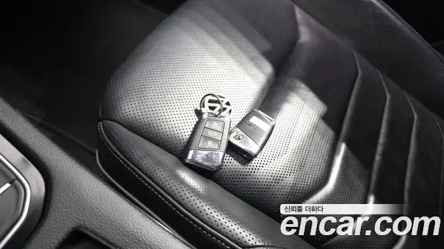 Volkswagen Arteon 2019 — Şəkil 27/33