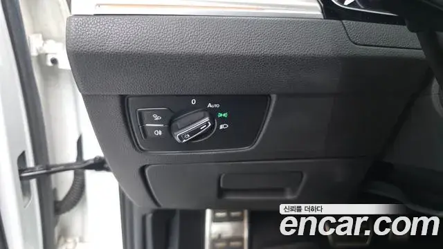 Volkswagen Arteon 2019 — Şəkil 28/33