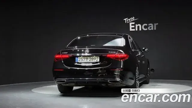 Mercedes-Benz S-Class 2022 — ფოტო 17/37