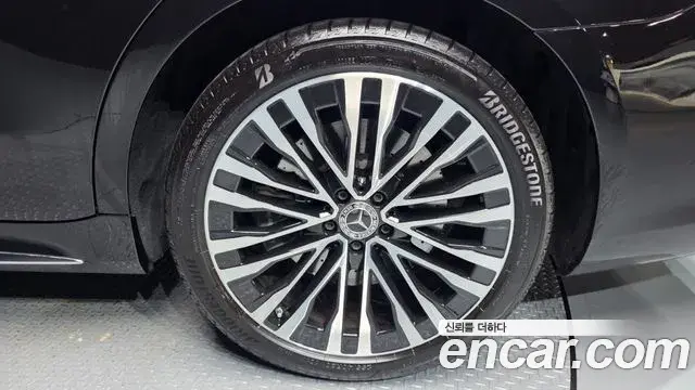 Mercedes-Benz S-Class 2022 — ფოტო 1/37