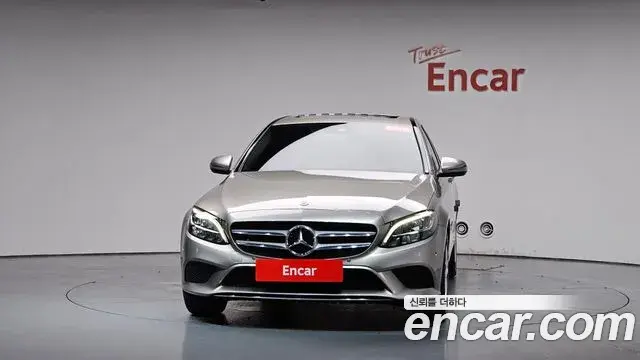 Mercedes-Benz C-Class 2020 — Фото 3/20