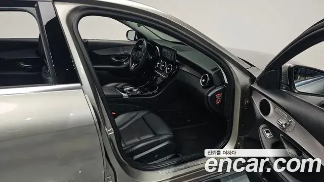 Mercedes-Benz C-Class 2020 — Фото 11/20