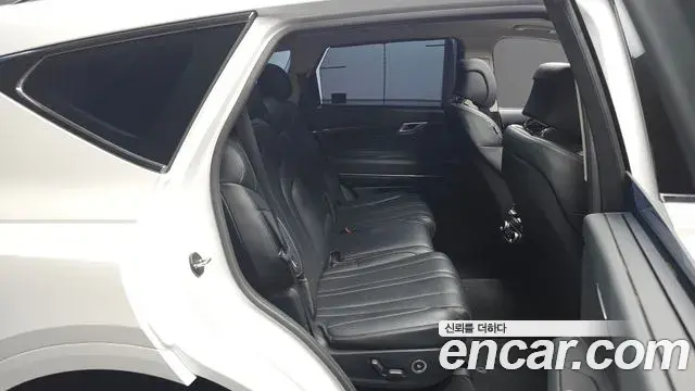 Genesis GV80 2020 — Photo 11/20