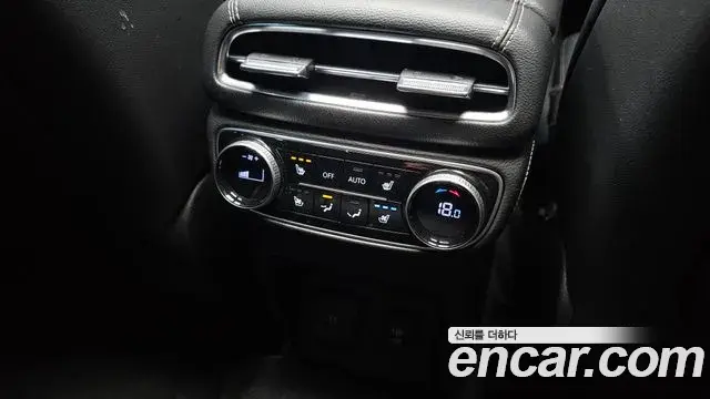 Genesis GV80 2020 — Photo 19/20