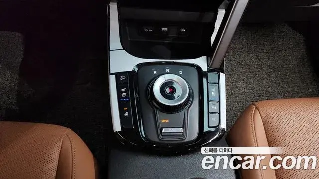 Kia Seltos 2024 — Photo 18/32