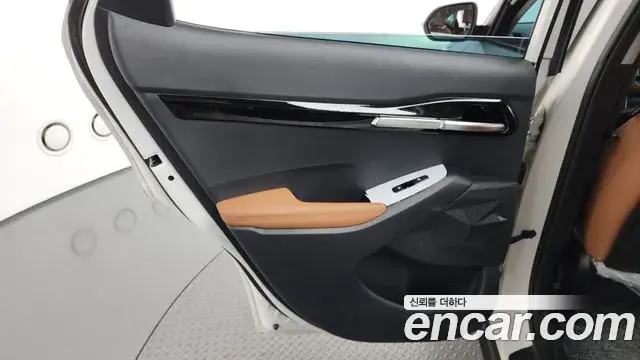 Kia Seltos 2024 — Photo 10/32