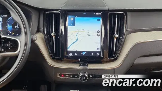 Volvo XC60 2020 — Şəkil 9/20