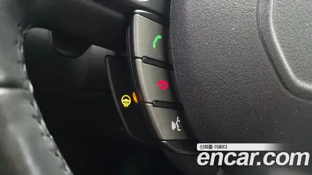 Land Rover Range Rover Evoque 2018 — Фото 17/20