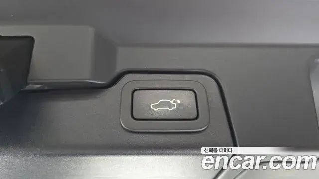 Land Rover Range Rover Evoque 2018 — Photo 31/33