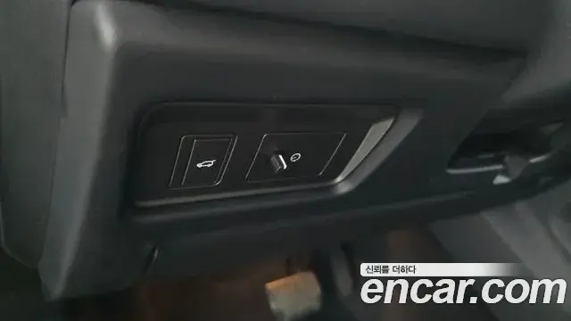 Land Rover Range Rover Evoque 2018 — Photo 33/33