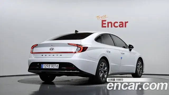 Hyundai Sonata 2022 — Фото 2/20