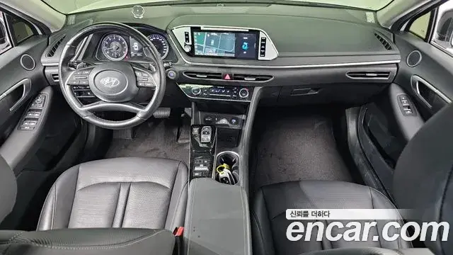 Hyundai Sonata 2022 — Фото 7/20