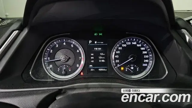 Hyundai Sonata 2022 — Фото 8/20