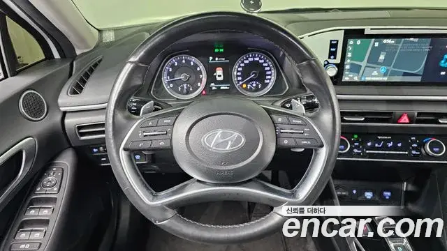 Hyundai Sonata 2022 — Фото 13/20