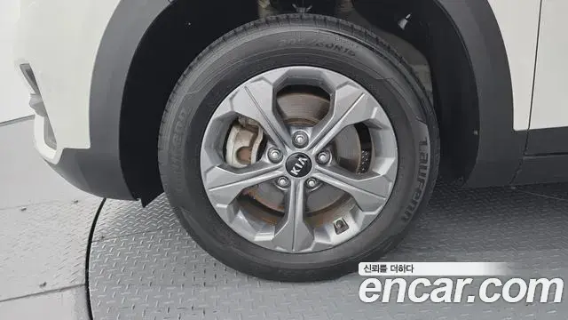 Kia Seltos 2021 — Photo 10/20